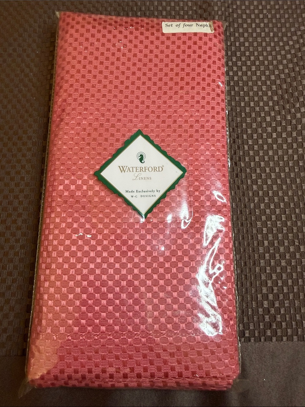 NWT Vintage Waterford Crosshaven Napkins - Azalea Set of Four